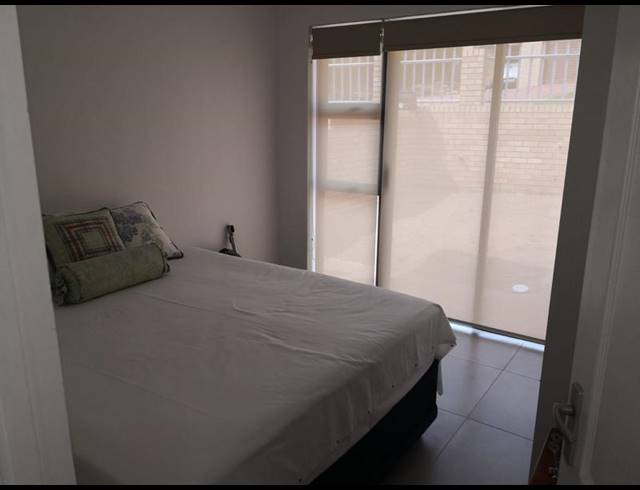 3 BEDROOM HOUSE FOR SALE IN HERSHAM